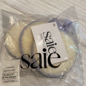 Saie beauty rounds